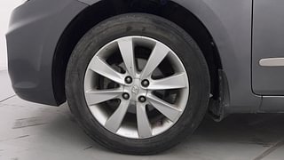 Used 2012 Hyundai Verna [2011-2015] 1.6 VTVT SX Opt CNG (Outside Fitted) Petrol+cng Manual tyres LEFT FRONT TYRE RIM VIEW