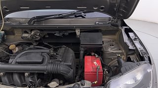 Used 2017 Renault Kwid [2017-2019] CLIMBER 1.0 Petrol Manual engine ENGINE LEFT SIDE HINGE & APRON VIEW