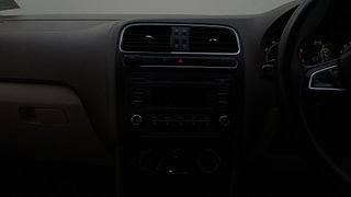 Used 2015 Skoda Rapid [2011-2016] Ambition 1.6 MPI MT Petrol Manual interior MUSIC SYSTEM & AC CONTROL VIEW