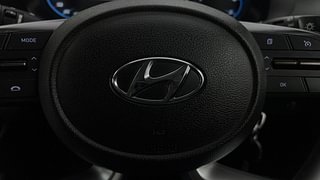 Used 2022 Hyundai New i20 Sportz 1.2 IVT Petrol Automatic top_features Airbags