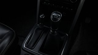 Used 2022 mahindra Thar LX 4 STR Hard Top Petrol MT 4WD Petrol Manual interior GEAR  KNOB VIEW
