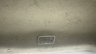 Used 2018 Maruti Suzuki Ertiga [2015-2018] VXI Petrol Manual top_features Rear reading lamp