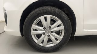 Used 2018 Maruti Suzuki Ertiga [2015-2018] VXI Petrol Manual tyres LEFT FRONT TYRE RIM VIEW