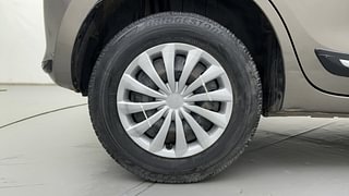 Used 2019 Maruti Suzuki Swift [2017-2021] VXI AMT Petrol Automatic tyres RIGHT REAR TYRE RIM VIEW