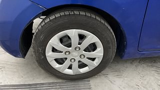 Used 2014 Hyundai Eon [2011-2018] Magna + Petrol Manual tyres LEFT FRONT TYRE RIM VIEW