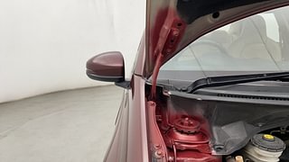 Used 2015 Honda Amaze [2013-2016] 1.2 VX i-VTEC Petrol Manual engine ENGINE RIGHT SIDE HINGE & APRON VIEW