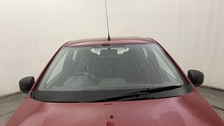 Used 2016 Renault Kwid [2015-2019] RXT Petrol Manual exterior FRONT WINDSHIELD VIEW