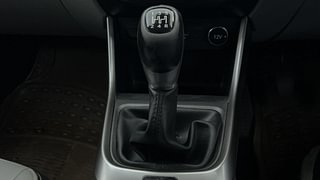 Used 2021 Tata Altroz XZ 1.2 Petrol Manual interior GEAR  KNOB VIEW