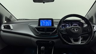 Used 2021 Tata Altroz XZ 1.2 Petrol Manual interior DASHBOARD VIEW