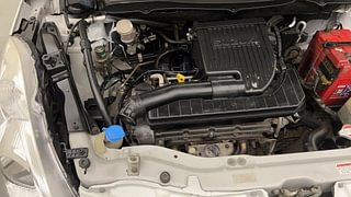 Used 2013 Maruti Suzuki Swift [2011-2017] VXi Petrol Manual engine ENGINE RIGHT SIDE VIEW