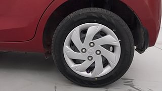 Used 2019 Hyundai New Santro 1.1 Sportz AMT Petrol Automatic tyres LEFT REAR TYRE RIM VIEW