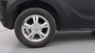 Used 2011 Hyundai i20 [2008-2012] Sportz 1.2 Petrol Manual tyres RIGHT REAR TYRE RIM VIEW