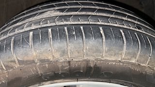 Used 2022 Toyota Glanza E Petrol Manual tyres RIGHT FRONT TYRE TREAD VIEW