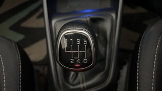 Used 2021 Hyundai New i20 Asta (O) 1.5 MT Diesel Manual interior GEAR  KNOB VIEW