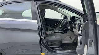 Used 2020 Tata Nexon [2017-2020] XZ Petrol Petrol Manual interior RIGHT SIDE FRONT DOOR CABIN VIEW
