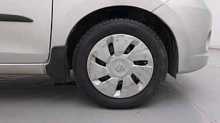 Used 2015 Maruti Suzuki Celerio ZXI AMT Petrol Automatic tyres RIGHT FRONT TYRE RIM VIEW