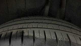 Used 2020 Maruti Suzuki Swift [2017-2021] ZXi AMT Petrol Automatic tyres LEFT REAR TYRE TREAD VIEW