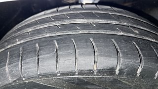 Used 2014 Honda Amaze [2013-2016] 1.2 S i-VTEC Petrol Manual tyres RIGHT FRONT TYRE TREAD VIEW