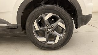 Used 2021 Hyundai Venue [2019-2022] SX 1.0  Turbo iMT Petrol Manual tyres LEFT REAR TYRE RIM VIEW