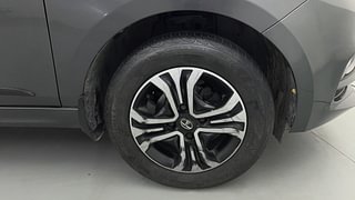 Used 2022 Tata Tigor Revotron XZ+ CNG Petrol+cng Manual tyres RIGHT FRONT TYRE RIM VIEW