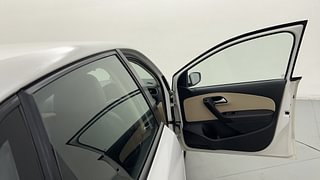 Used 2017 Volkswagen Polo [2015-2019] Highline1.2L (P) Petrol Manual interior RIGHT FRONT DOOR OPEN VIEW