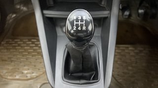 Used 2016 Ford Figo Aspire Trend 1.5 TDCi Diesel Manual interior GEAR  KNOB VIEW