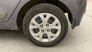 Used 2015 Hyundai Grand i10 Sportz 1.2 Kappa VTVT Petrol Manual tyres LEFT REAR TYRE RIM VIEW