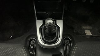 Used 2018 Honda WR-V [2017-2020] VX i-VTEC Petrol Manual interior GEAR  KNOB VIEW