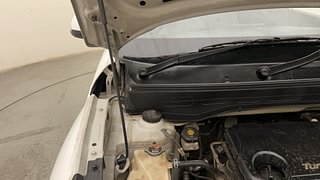 Used 2021 Hyundai Venue [2019-2022] SX 1.0  Turbo iMT Petrol Manual engine ENGINE RIGHT SIDE HINGE & APRON VIEW