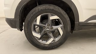 Used 2021 Hyundai Venue [2019-2022] SX 1.0  Turbo iMT Petrol Manual tyres RIGHT REAR TYRE RIM VIEW