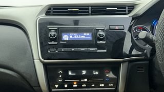 Used 2017 Honda City SV Petrol Manual interior MUSIC SYSTEM & AC CONTROL VIEW