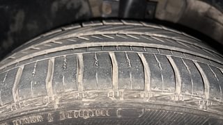 Used 2013 volkswagen Vento 1.6L Comfortline Petrol Petrol Manual tyres LEFT FRONT TYRE TREAD VIEW