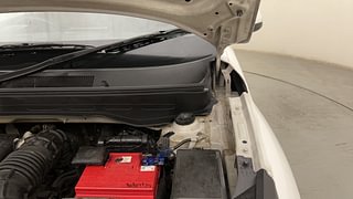 Used 2021 Hyundai Venue [2019-2022] SX 1.0  Turbo iMT Petrol Manual engine ENGINE LEFT SIDE HINGE & APRON VIEW