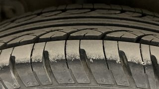 Used 2015 Hyundai Grand i10 Sportz 1.2 Kappa VTVT Petrol Manual tyres RIGHT REAR TYRE TREAD VIEW