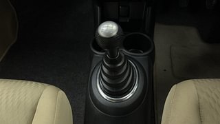 Used 2014 Honda Amaze [2013-2016] 1.2 S i-VTEC Petrol Manual interior GEAR  KNOB VIEW