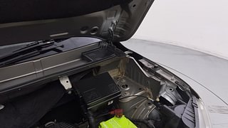 Used 2017 Renault Kwid [2017-2019] RXT 1.0 SCE Special Petrol Manual engine ENGINE LEFT SIDE HINGE & APRON VIEW