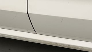 Used 2017 Volkswagen Polo [2015-2019] Highline1.2L (P) Petrol Manual dents MINOR DENT