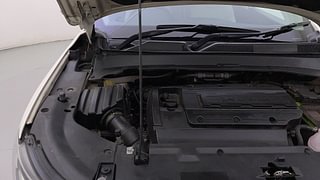 Used 2019 JEEP Compass [2017-2021] Limited 1.4 Petrol AT Petrol Automatic engine ENGINE RIGHT SIDE HINGE & APRON VIEW