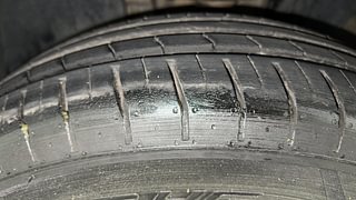 Used 2021 Renault Triber RXZ AMT Petrol Automatic tyres LEFT FRONT TYRE TREAD VIEW