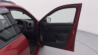 Used 2017 Renault Kwid [2017-2019] RXT 1.0 SCE Special Petrol Manual interior RIGHT FRONT DOOR OPEN VIEW