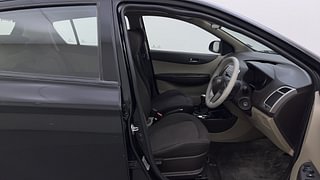 Used 2011 Hyundai i20 [2008-2012] Sportz 1.2 Petrol Manual interior RIGHT SIDE FRONT DOOR CABIN VIEW