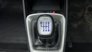 Used 2020 Hyundai Venue [2019-2022] SX 1.0 (O) Turbo iMT Petrol Manual interior GEAR  KNOB VIEW
