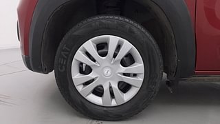 Used 2017 Renault Kwid [2017-2019] RXT 1.0 SCE Special Petrol Manual tyres LEFT FRONT TYRE RIM VIEW