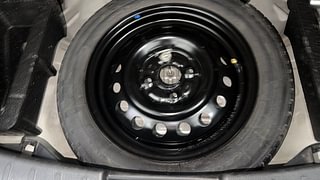 Used 2018 Maruti Suzuki Wagon R 1.0 [2010-2019] VXi Petrol Manual tyres SPARE TYRE VIEW
