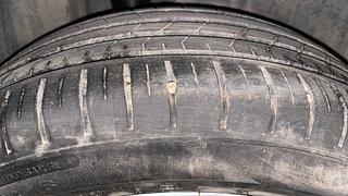 Used 2023 Toyota Glanza V Petrol Manual tyres RIGHT REAR TYRE TREAD VIEW