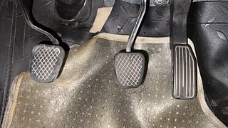 Used 2014 Honda City [2014-2017] SV Petrol Manual interior PEDALS VIEW