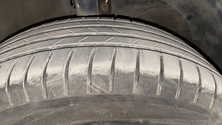Used 2020 Maruti Suzuki XL6 [2019-2022] Alpha MT Petrol Petrol Manual tyres RIGHT FRONT TYRE TREAD VIEW