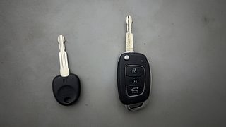 Used 2023 Hyundai New i20 Sportz 1.2 MT Petrol Manual extra CAR KEY VIEW