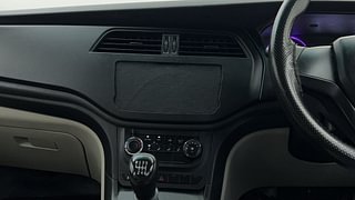 Used 2019 Mahindra Marazzo M2 8str Diesel Manual interior MUSIC SYSTEM & AC CONTROL VIEW