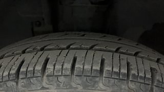 Used 2017 Renault Kwid [2015-2019] 1.0 RXL AMT Petrol Automatic tyres LEFT FRONT TYRE TREAD VIEW